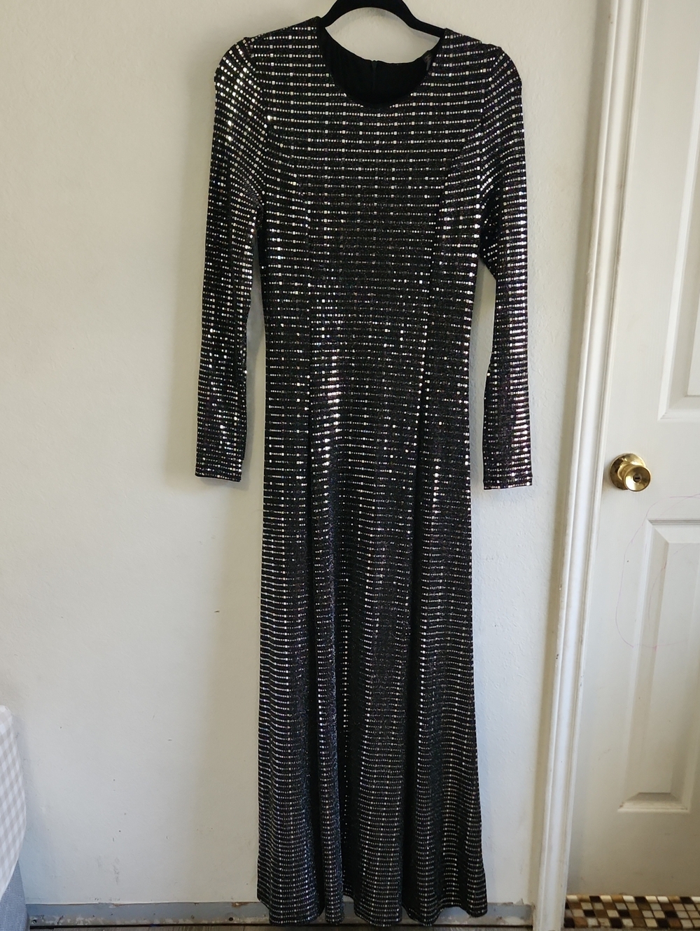LAPIS Metallic Silver Sequin Grid Long Sleeve Maxi Dress Black Size 8